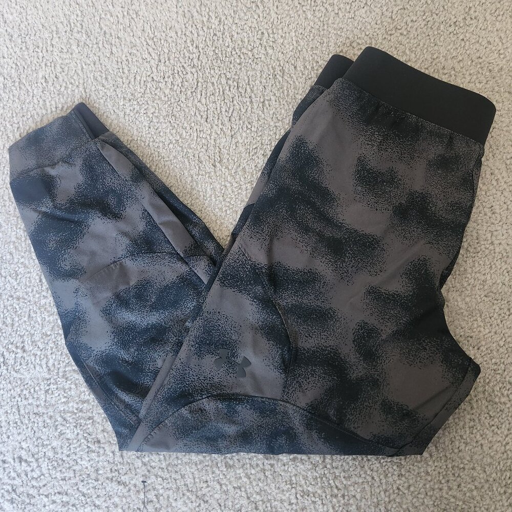 Under Armour Unstoppable Joggers Pants Black Camo Mens  1352027-010 $100 Small